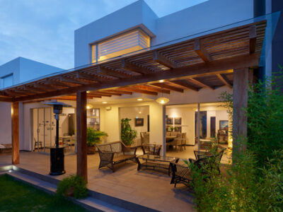 Interior,design:,beautiful,modern,terrace,lounge,with,pergola